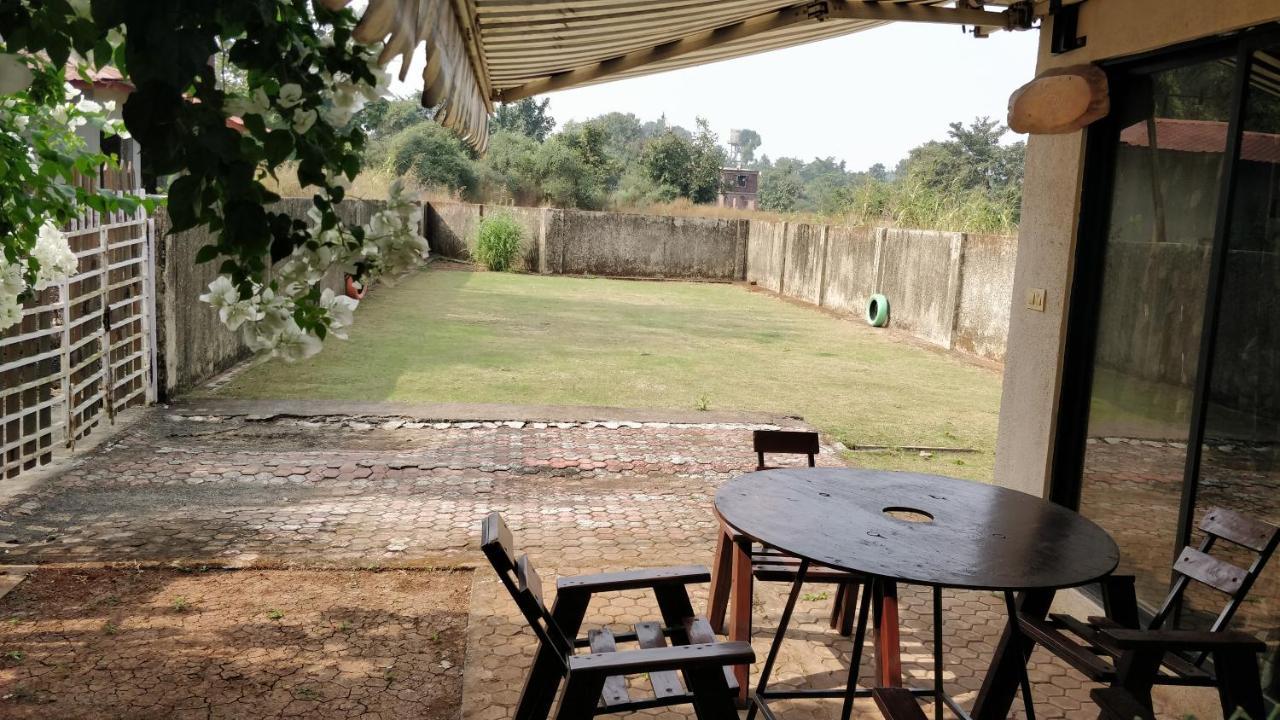 Chalet Ahaz, The Place Of Privacy With Outside Sitting Karjat Extérieur photo