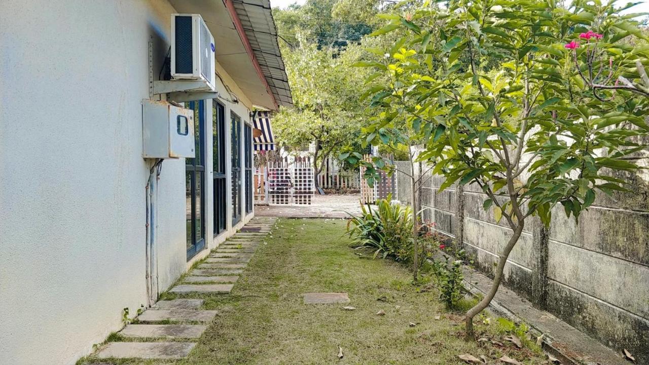 Chalet Ahaz, The Place Of Privacy With Outside Sitting Karjat Extérieur photo
