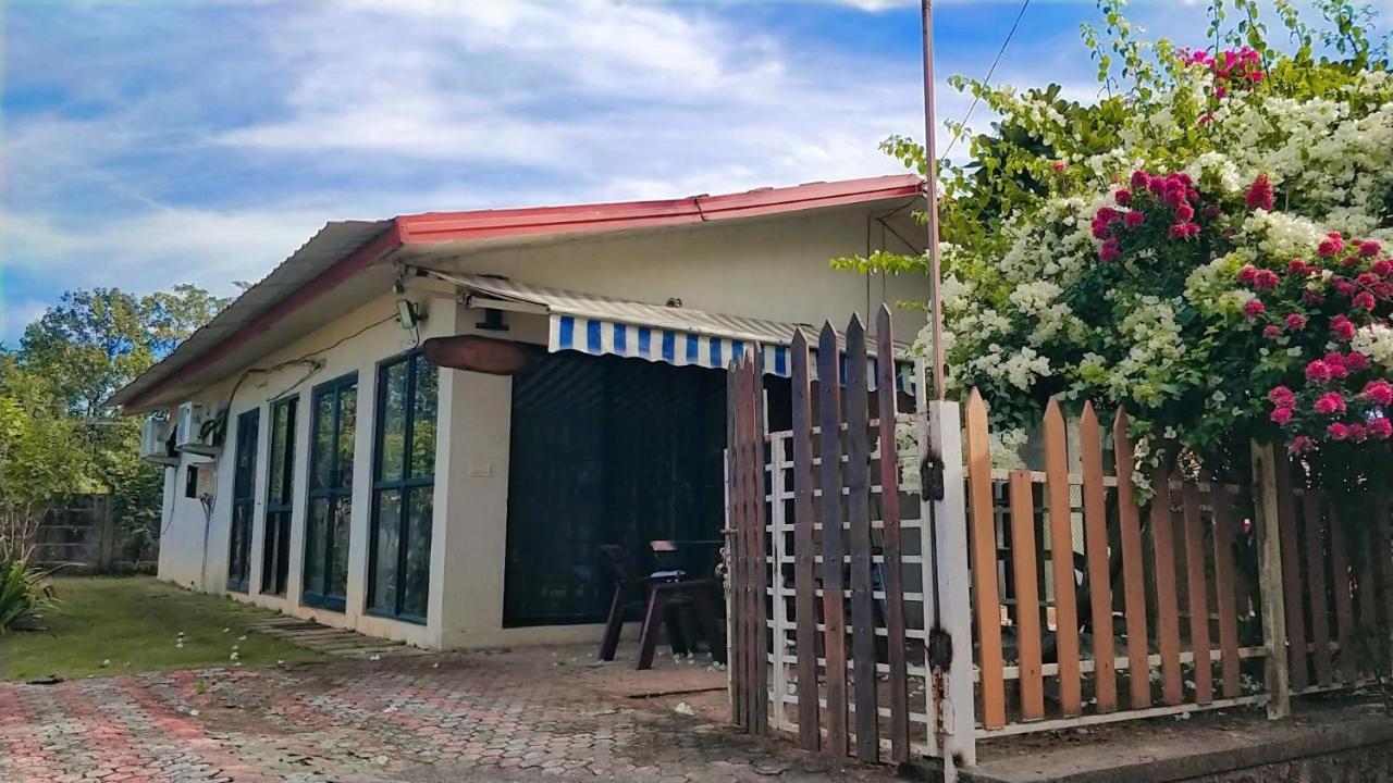 Chalet Ahaz, The Place Of Privacy With Outside Sitting Karjat Extérieur photo